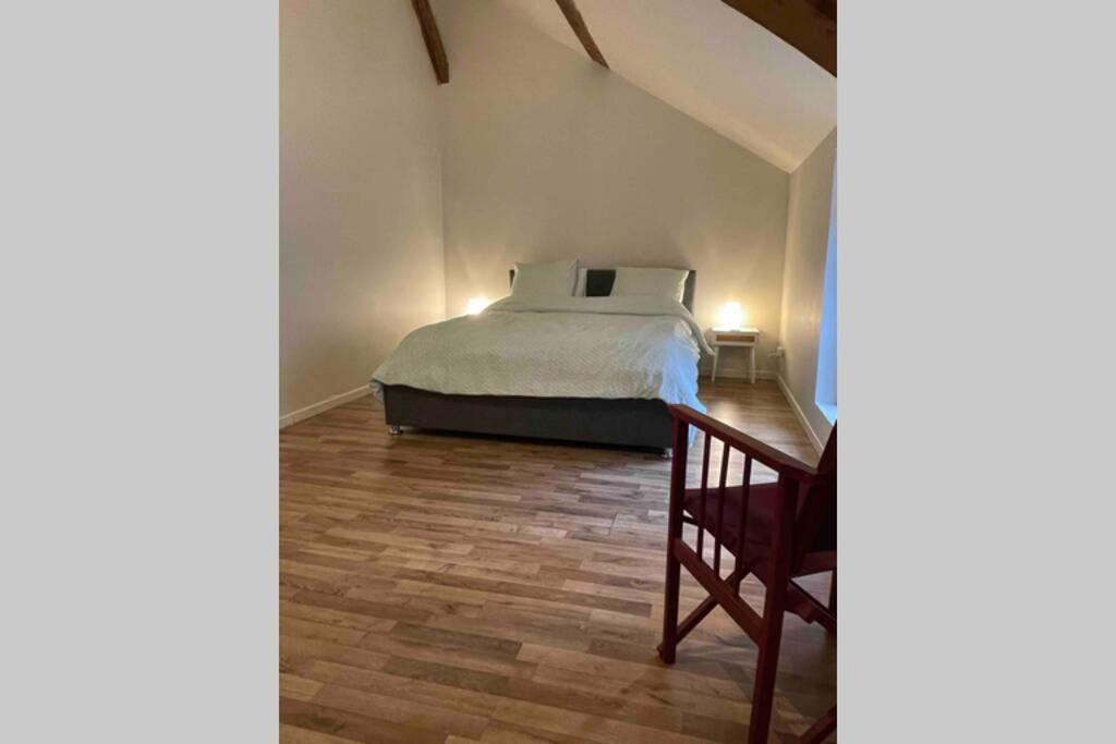 « Au 33 » Apartment Charleville-Mezieres Ngoại thất bức ảnh